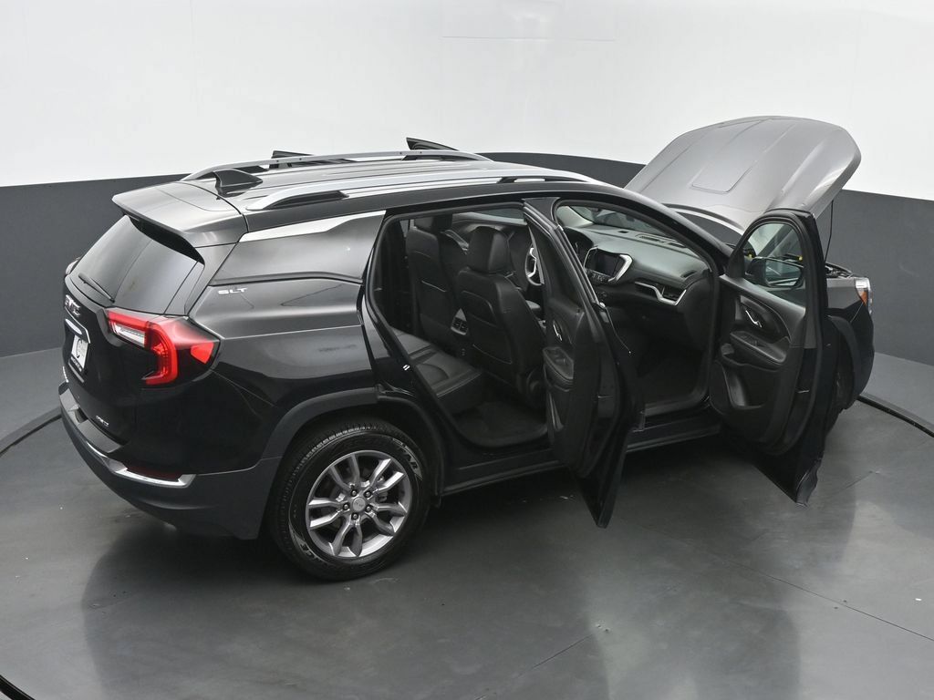 Used 2024 GMC Terrain SLT AWD/4WD image 68