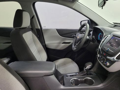 Used 2023 Chevrolet Equinox LT FWD image 21