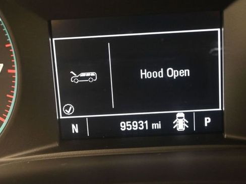 Used 2019 Chevrolet Traverse LS AWD/4WD image 35