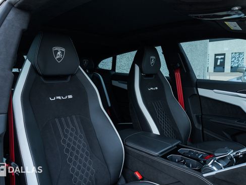 Used 2024 Lamborghini Urus S AWD/4WD image 41