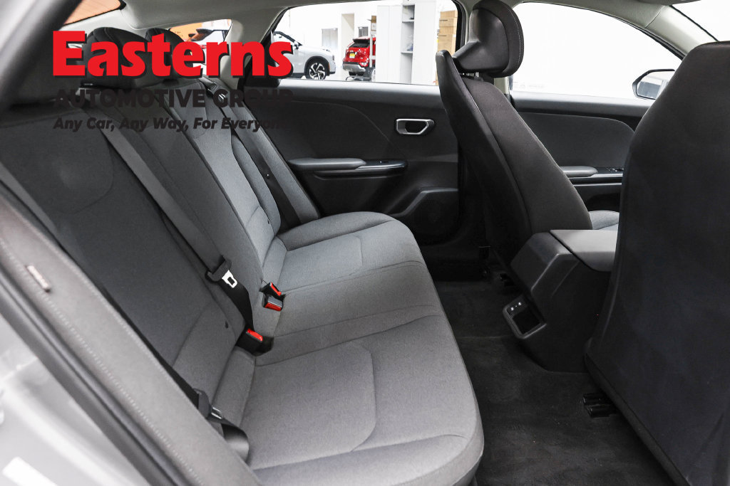 Used 2025 Kia K4 FWD image 23