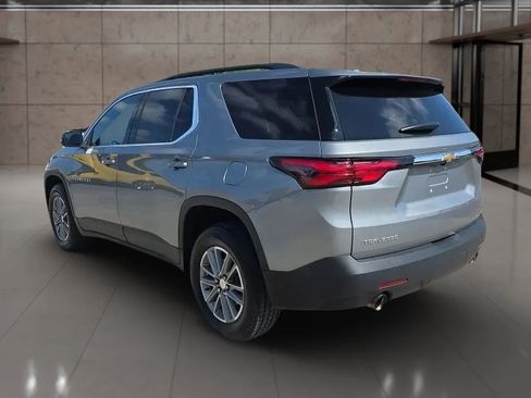 Used 2023 Chevrolet Traverse LT FWD image 6