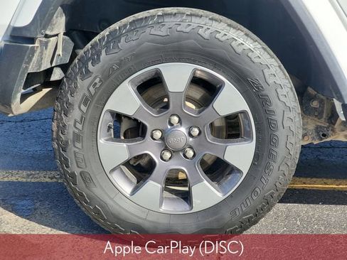 Used 2018 Jeep Wrangler Unlimited Sahara image 6