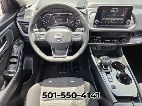 Used 2026 Nissan Rogue SV FWD image 13