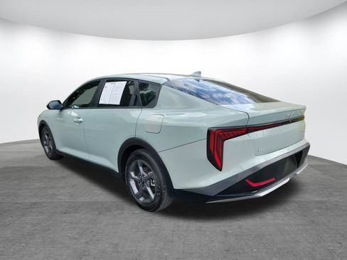 Used 2025 Kia K4 LXS FWD image 26