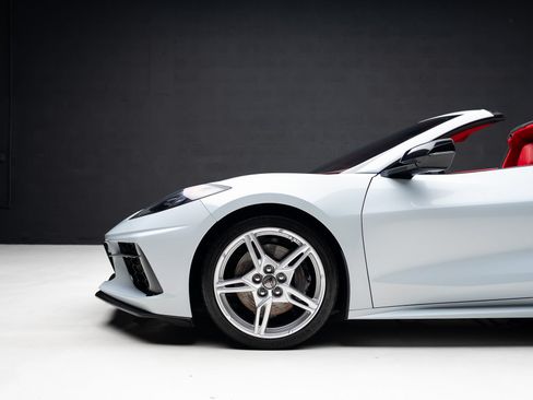 Used 2023 Chevrolet Corvette Stingray Premium Cpe w/ Z51 Performance Package RWD image 20