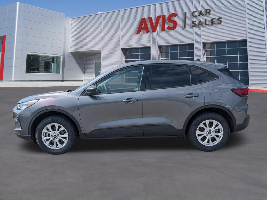 Used 2025 Ford Escape Active AWD/4WD image 10