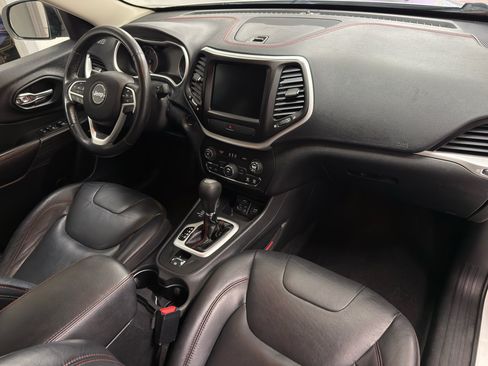 Used 2016 Jeep Cherokee Trailhawk w/ Leather Interior Group image 29