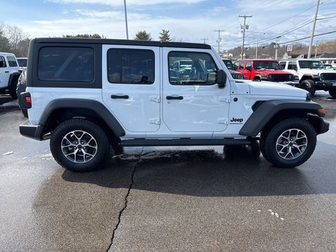 Certified 2024 Jeep Wrangler Sport S image 6