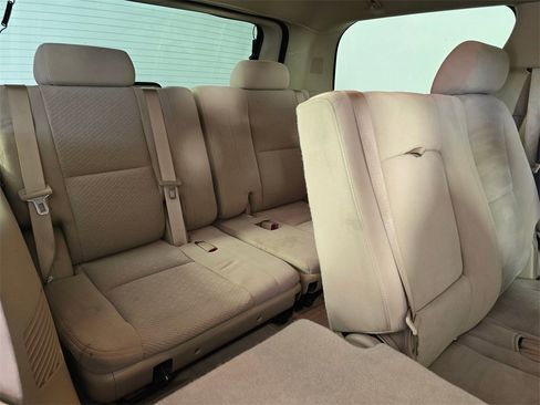 Used 2008 GMC Yukon SLE w/ Exterior Appearance Package image 15