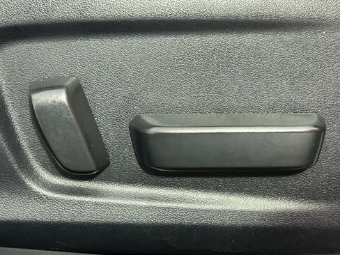 Used 2022 Lexus IS 350 F Sport image 12