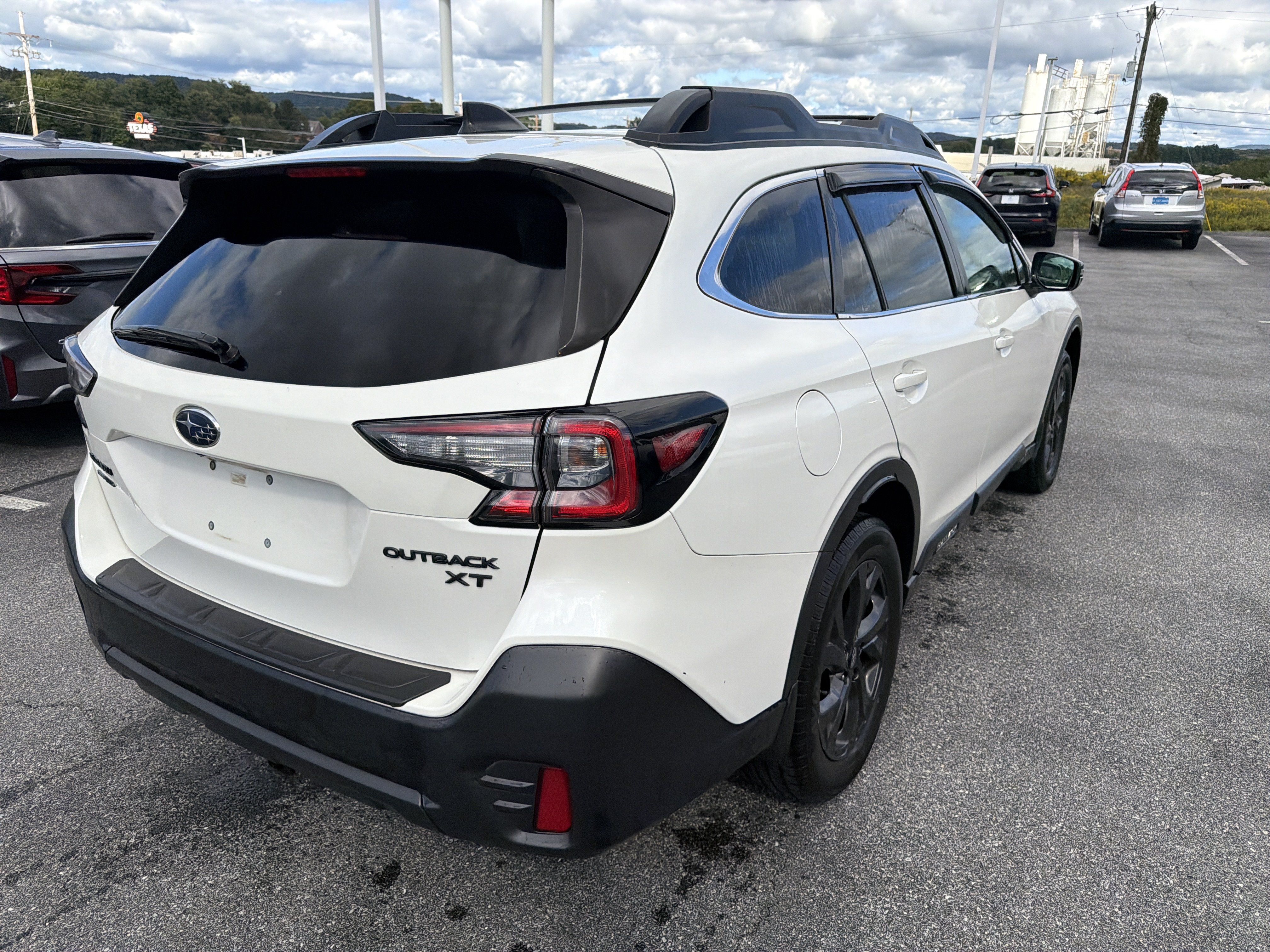 Used 2021 Subaru Outback Onyx Edition XT w/ Popular Package #2 AWD/4WD image 6