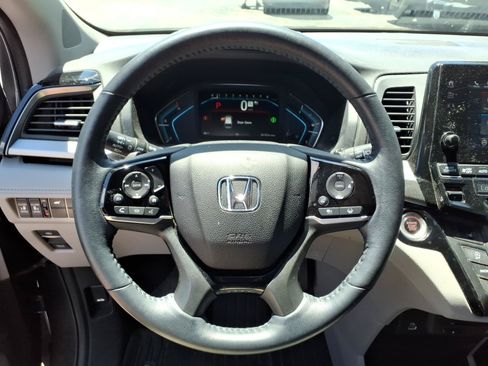 Used 2022 Honda Odyssey Touring image 21