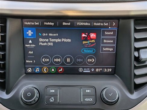 Used 2022 GMC Acadia Denali w/ Denali Technology Package image 21