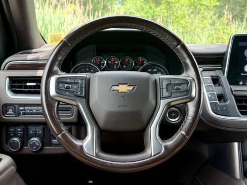 Used 2021 Chevrolet Tahoe LT w/ LT Signature Package AWD/4WD image 37
