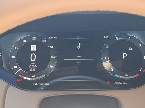 Used 2025 Land Rover Range Rover Long Wheelbase SE image 26