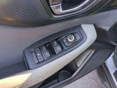Used 2025 Subaru Outback Premium AWD/4WD image 13