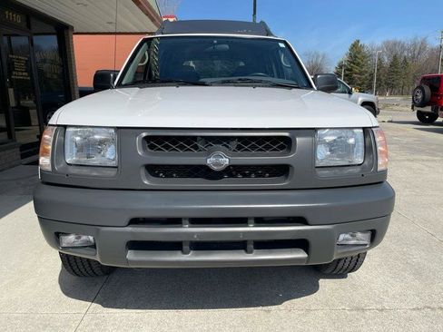 Used 2001 Nissan Xterra SE image 5