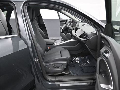 New 2025 Audi Q5 Premium Plus image 14