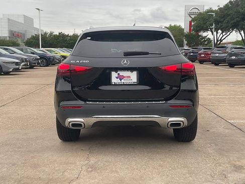 Used 2025 Mercedes-Benz GLA 250 image 6