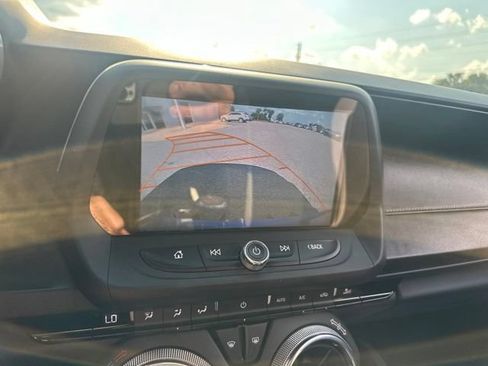 Used 2017 Chevrolet Camaro SS RWD image 36