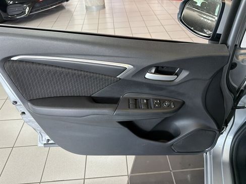 Used 2018 Honda Fit EX image 19