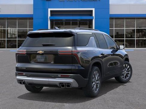New 2026 Chevrolet Traverse LT w/ Sun and Wheel Package image 5