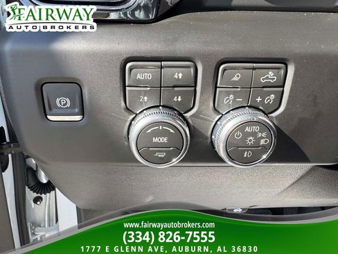 Used 2026 GMC Sierra 1500 AT4 w/ Technology Package image 17