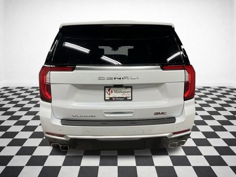 New 2026 GMC Yukon XL Denali image 9