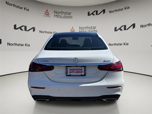 Used 2022 Mercedes-Benz E 350 4MATIC Sedan w/ AMG Line Exterior image 3
