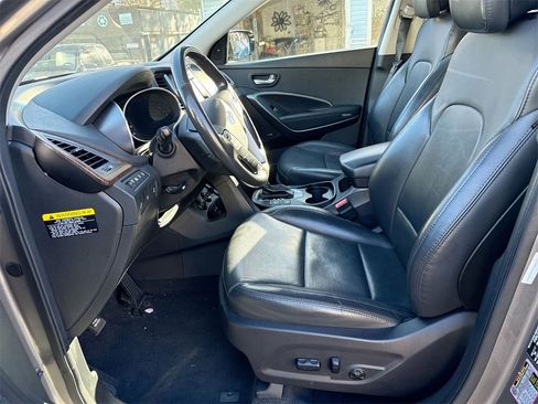 Used 2018 Hyundai Santa Fe Sport image 13