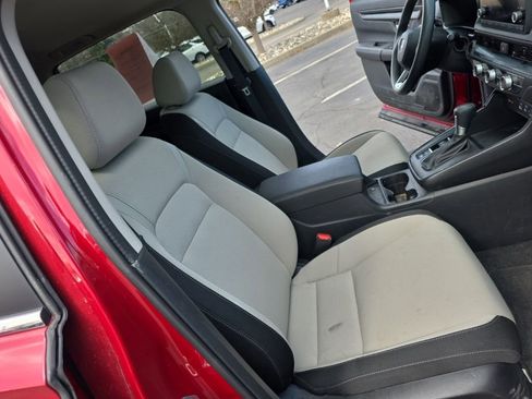 Used 2024 Honda CR-V EX image 27