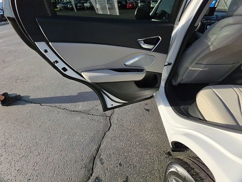 Certified 2025 Acura RDX SH-AWD w/ Technology Package image 27
