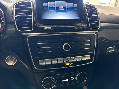 Used 2019 Mercedes-Benz GLS 450 4MATIC image 24
