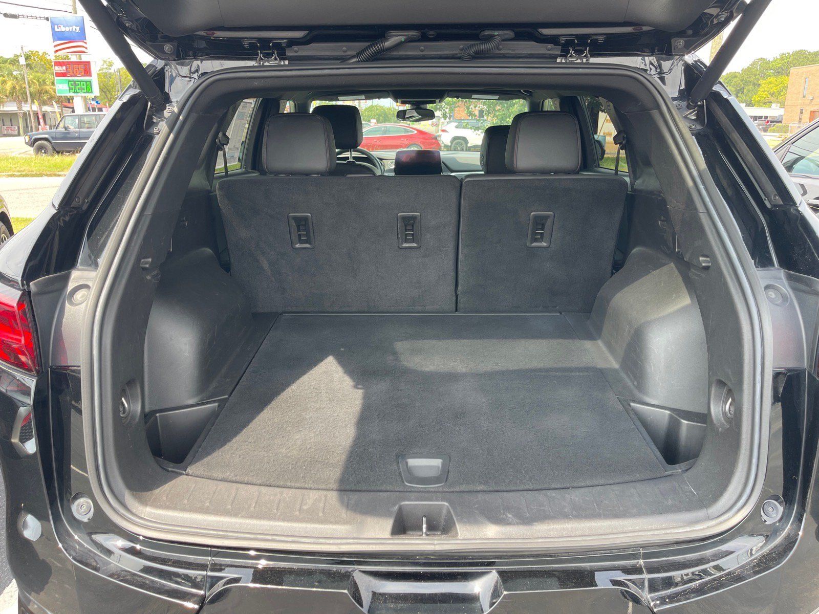 Used 2025 Chevrolet Blazer RS FWD image 14