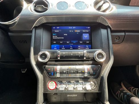 Used 2017 Ford Mustang GT Premium w/ GT Performance Package RWD image 25