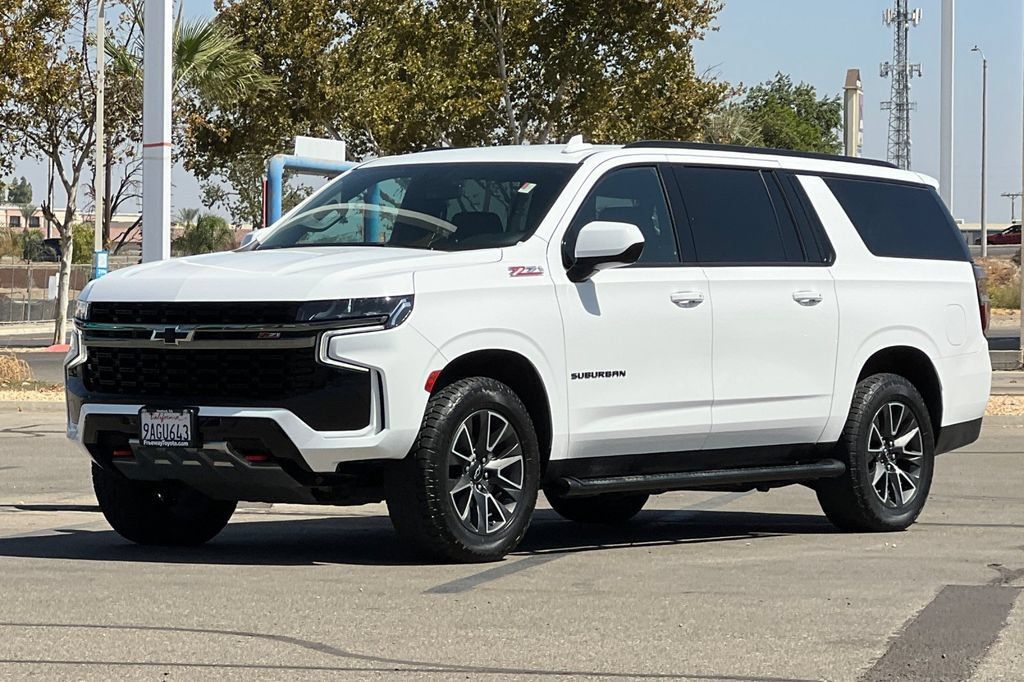 Used 2022 Chevrolet Suburban Z71 w/ Max Trailering Package AWD/4WD image 10