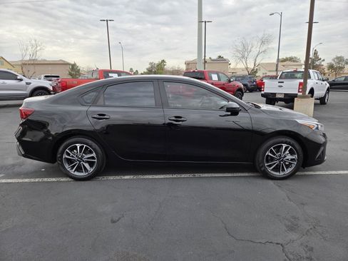 Used 2024 Kia Forte LXS image 7