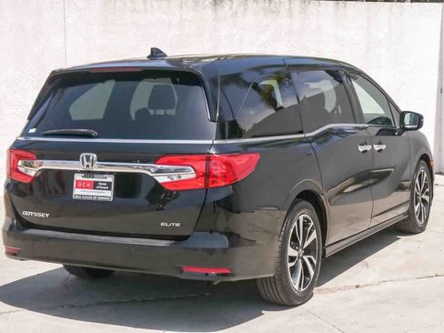 Used 2019 Honda Odyssey Elite image 9