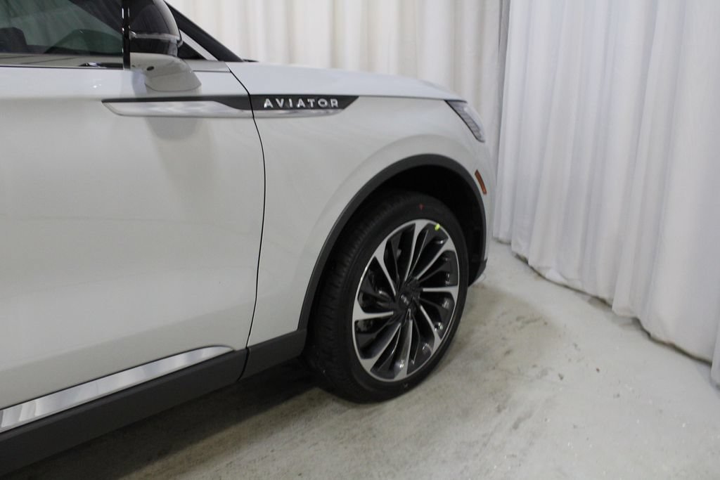 New 2027 Lincoln Aviator Reserve AWD/4WD image 28