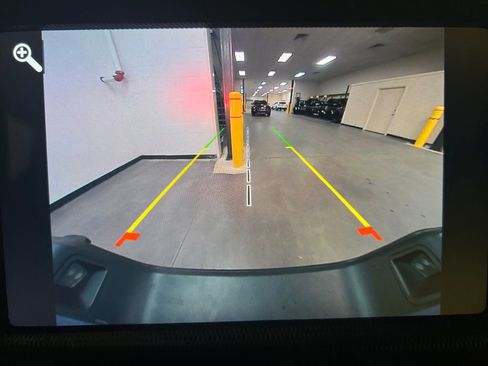 Used 2022 Jeep Gladiator Sport image 22