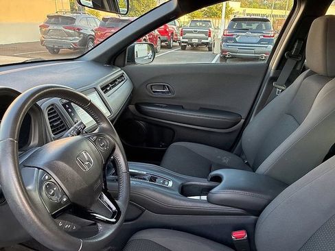 Used 2019 Honda HR-V Sport image 26