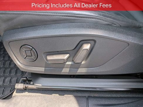 Used 2020 Audi Q3 2.0T Premium Plus w/ Premium Plus Package AWD/4WD image 20