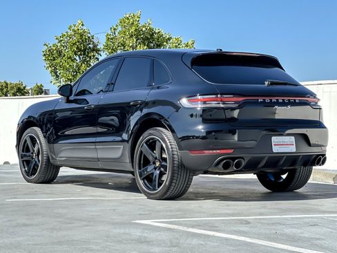 Used 2020 Porsche Macan S AWD/4WD image 3