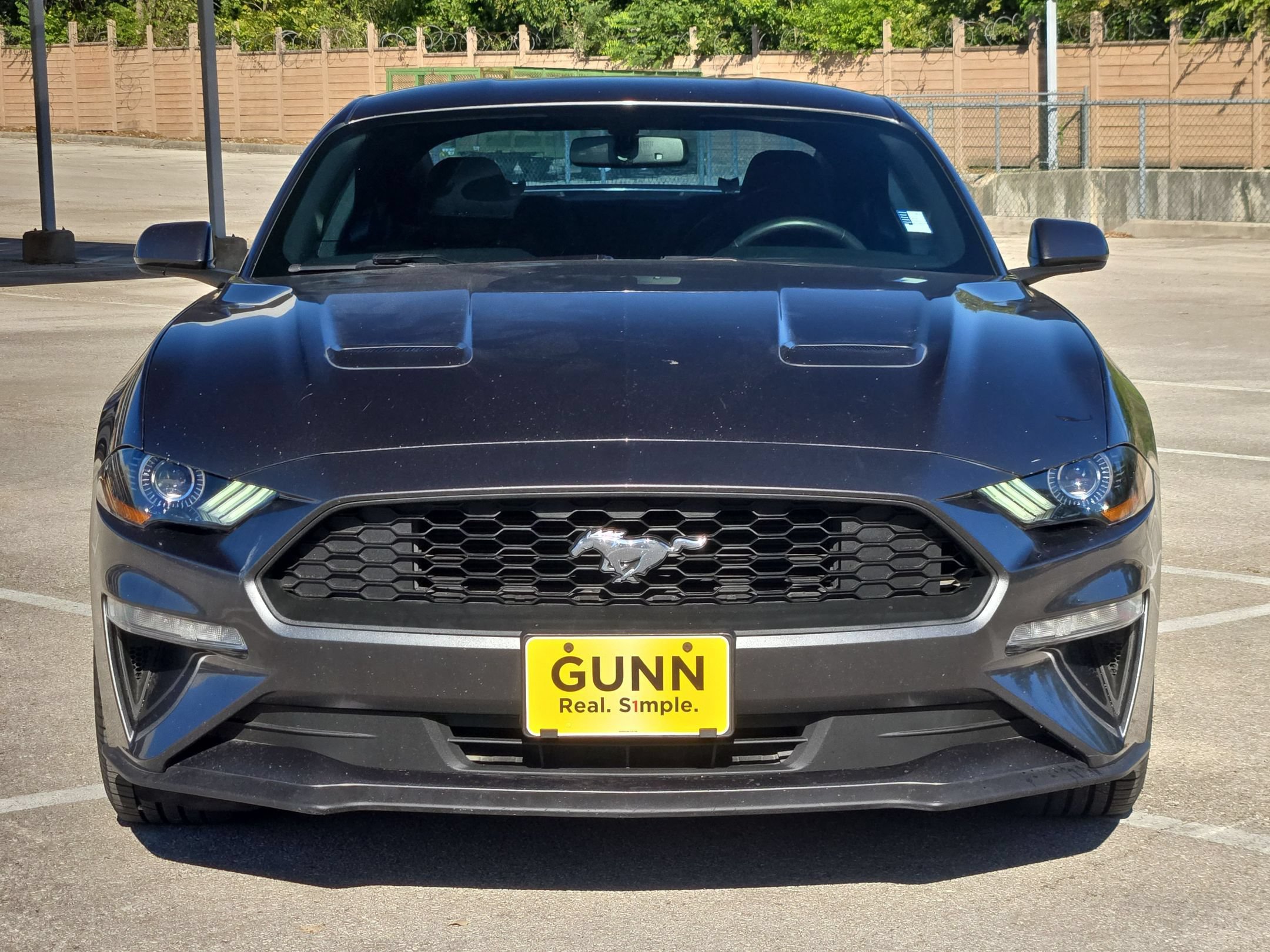 Used 2018 Ford Mustang Coupe RWD image 8