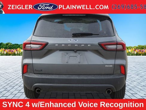 Used 2025 Ford Escape ST-Line w/ Tech Pack #1 AWD/4WD image 4