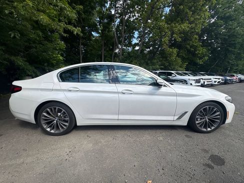 Used 2023 BMW 530i xDrive w/ Premium Package AWD/4WD image 6