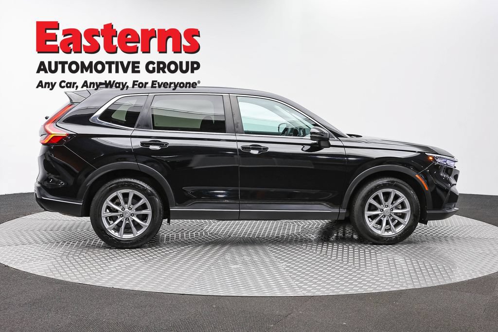 Used 2023 Honda CR-V EX image 5