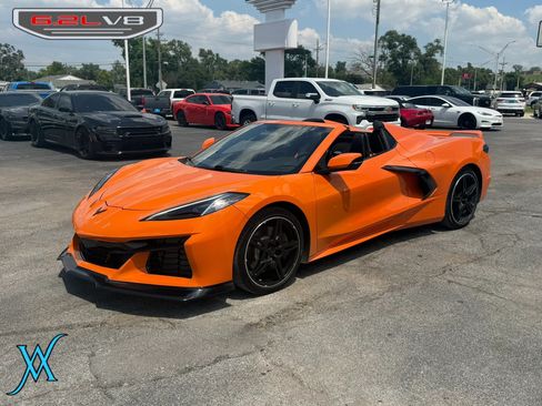 Used 2022 Chevrolet Corvette Stingray Convertible w/ Z51 Performance Package RWD image 4