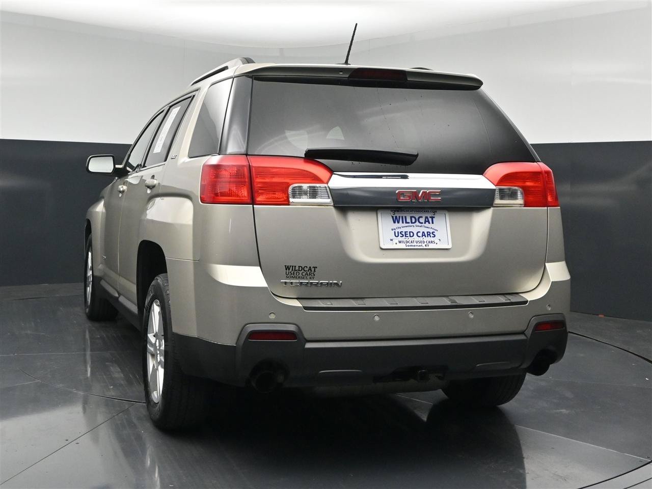 Used 2015 GMC Terrain SLT w/ Safety Package FWD image 7